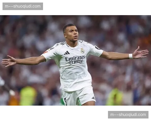 姆巴佩角色转型观察：从边路爆点到内收组织者的战术适配度分析